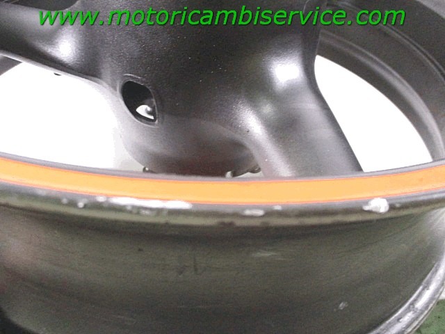 CERCHIO POSTERIORE 17 POLLICI HONDA CB600F HORNET 0.6 B 71 KW (1998 - 2005) CON DIFETTO