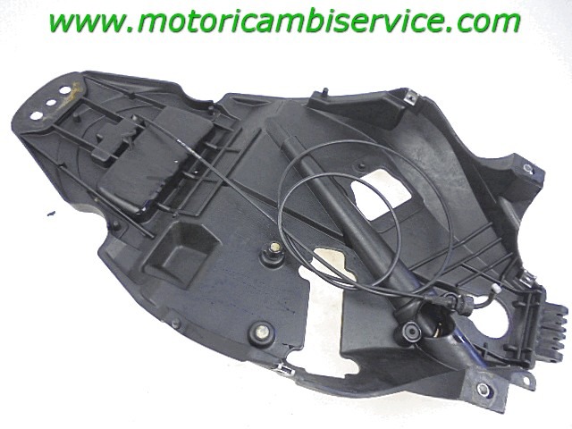 SOTTOSELLA CON CHIUSURA APRILIA SCARABEO 150 (1999/2000) AP8179536 UNDERSADDLE WITH LOCK