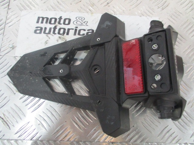 PARAFANGO POSTERIORE SUPPORTO TARGA HONDA CBR 500R (2016) 80100-MJW-J00ZA PC44E KW35 KM320 