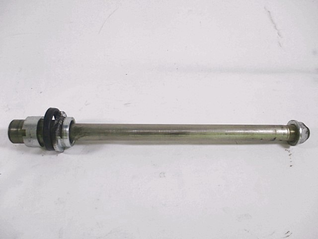 PERNO FORCELLONE POSTERIORE KAWASAKI Z 750 2007 - 2014 330320046 SWINGARM AXLE