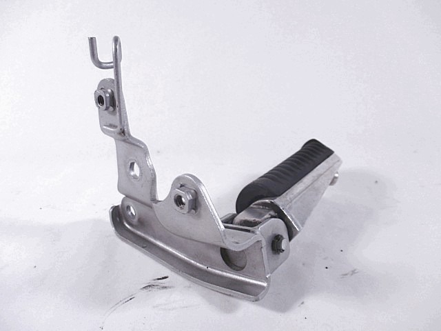 PEDALINA POSTERIORE DESTRA YAMAHA T-MAX 500 ( 2004 - 2007 ) 5VU274400100 REAR RIGHT FOOTREST 