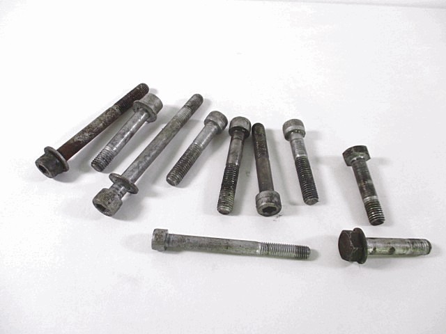 SET BULLONERIA SUPPORTO MOTORE APRILIA PEGASO 650 1997 - 2004 ENGINE HOLDER BOLTS SET