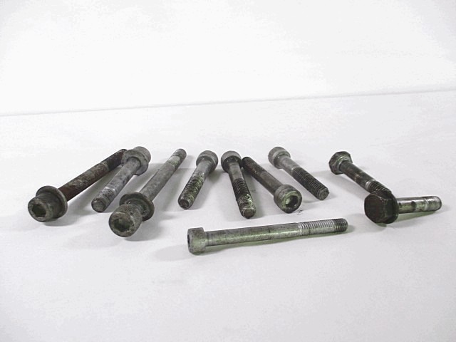 SET BULLONERIA SUPPORTO MOTORE APRILIA PEGASO 650 1997 - 2004 ENGINE HOLDER BOLTS SET