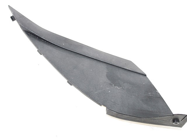 COVER DESTRA INFERIORE SELLA APRILIA ATLANTIC 500 2001 - 2004 AP8149472 RIGHT LOWER SADDLE COVER LEGGERMENTE GRAFFIATA