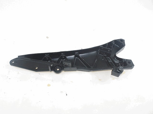 TELAIO POSTERIORE PARTE DESTRA SUZUKI GSX R 600 2006 - 2007 4121101H00YAP RIGHT SIDE REAR FRAME