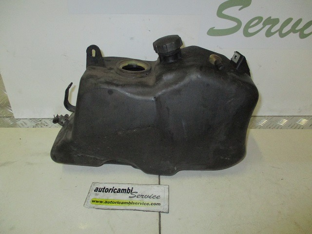 SERBATOIO BENZINA PIAGGIO BEVERLY 200 14KW (2002) 576387 RICAMBIO USATO 