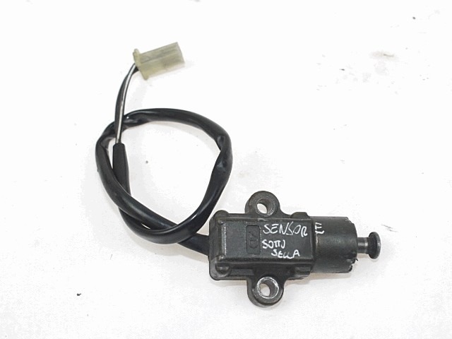 INTERRUTTORE LUCE SOTTOSELLA SUZUKI BURGMAN 400 2006 - 2007 3798014F00 UNDERSADDLE LIGHT SWITCH