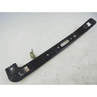 SUPPORTO PEDANA DESTRA PIAGGIO BEVERLY 500 IE E3 2002 - 2006 CM174902 RIGHT FOOTREST BRACKET