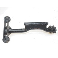 SUPPORTO MOTORE TGB DYNASTY 150 2005 ENGINE BRACKET USURATO DAL TEMPO