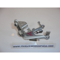 PIASTRA PEDANA DESTRA CON PEDALE FRENO POSTERIORE YAMAHA YZFR6 RJ03 (2003-2004) 5SL274460000 5SL272110000 