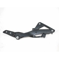 SUPPORTO PEDALINE DESTRA HONDA CBR 600 F PC41 2011 - 2013 50650MFGD01ZD RIGHT FOOTRESTS BRACKET LEGGERMENTE GRAFFIATO