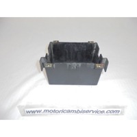 ALLOGGIAMENTO BATTERIA KYMCO DOWNTOWN 300i 2011 ( 2009 - 2016 ) 5032A-LEA5-E00 5032A-LEA7-E00 BATTERY CASE