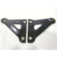 COPPIA STAFFE SUPPORTO MOTORE HONDA GOLD WING GL 1100 1980 - 1983 50351-463-000 50352-463-000 ENGINE BRACKET