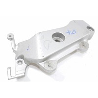 STAFFA DESTRA SUPPORTO MOTORE HONDA CB600F HORNET 2005 - 2006 50600MBZK00ZA RIGHT ENGINE BRACKET CON LEGGERI GRAFFI 