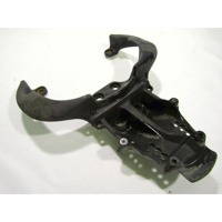 SUPPORTO BAULETTO INFERIORE APRILIA SCARABEO 150 1999 - 2002 AP8158928 LOWER CENTRAL BAG BRACKET