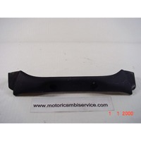 RIVESTIMENTO CENTRALE RADIATORE BMW F 650 1993 - 1999 46632346015