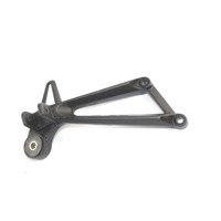 YAMAHA YZF R3 1WDF74400100 STAFFA PEDANA POSTERIORE DESTRA 15 - 18 REAR RIGHT FOOTREST HOLDER