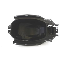 YAMAHA N-MAX 125 2DPF473R1000 VASCA SOTTOSELLA PORTACASCO 15 - 20 HELMET BOX