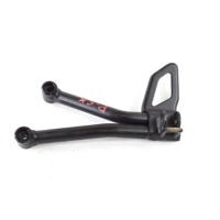 SUZUKI SV 650 4382018K00 STAFFA PEDANA POSTERIORE SINISTRA WCX0 16 - 22 REAR LEFT FOOTREST HOLDER CON GRAFFIO