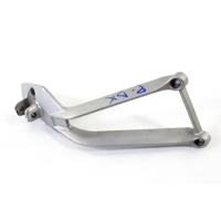 MV AGUSTA BRUTALE 1078 RR 80A098721 STAFFA PEDANA POSTERIORE DESTRA 07 - 11 REAR RIGHT FOOTREST HOLDER CON GRAFFIO