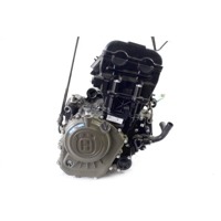 HUSQVARNA SVARTPILEN 125 935 MOTORE KM 14.207 21 - 23 ENGINE