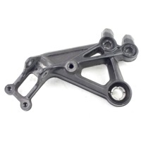 KTM 125 DUKE 93003038000 STAFFA PEDANA ANTERIORE SINISTRA 21 - 23 FRONT LEFT FOOTREST HOLDER