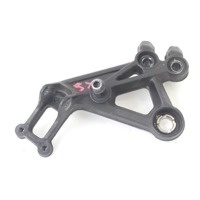 KTM 125 DUKE 93003038000 STAFFA PEDANA ANTERIORE SINISTRA 21 - 23 FRONT LEFT FOOTREST HOLDER