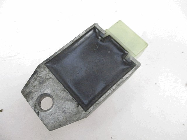 REGOLATORE DI TENSIONE PEUGEOT SV 50 EXECUTIVE VOLTAGE REGULATOR