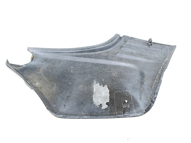 CARENA LATERALE SINISTRA HONDA CB 750 F RC04 1980 - 1984 83700-438 LEFT SIDE FAIRING CON PICCOLA CREPA E PICCOLI GRAFFI