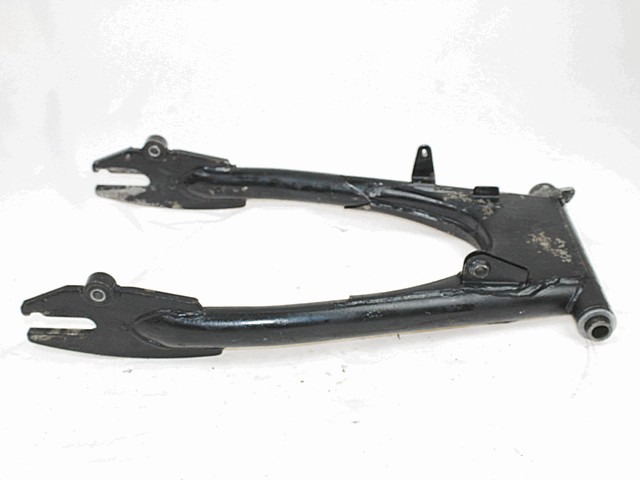 FORCELLONE POSTERIORE HONDA CB 750 F RC04 1980 - 1984 REAR SWIGARM CON SEGNI DI USURA DA RIVERNICIARE