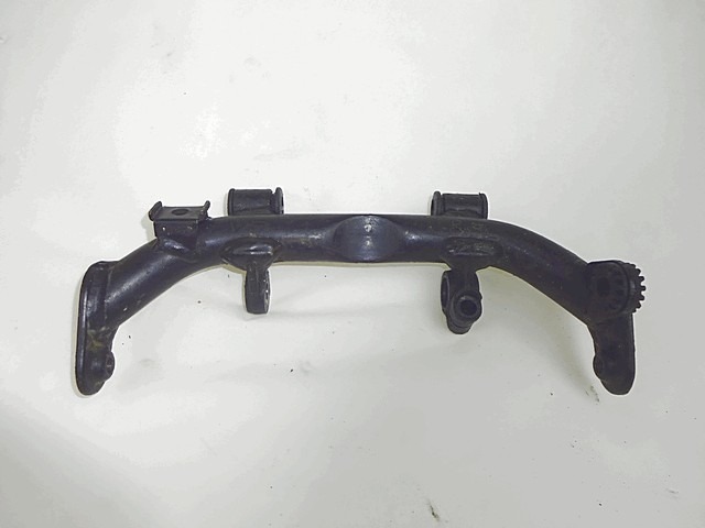 TRAVERSINO SUPPORTO MOTORE CAGIVA MITO 125 EV 2000 - 2007 8AA069057 ENGINE TRANSVERSE BRACKET LEGGERMENTE USURATO DAL TEMPO