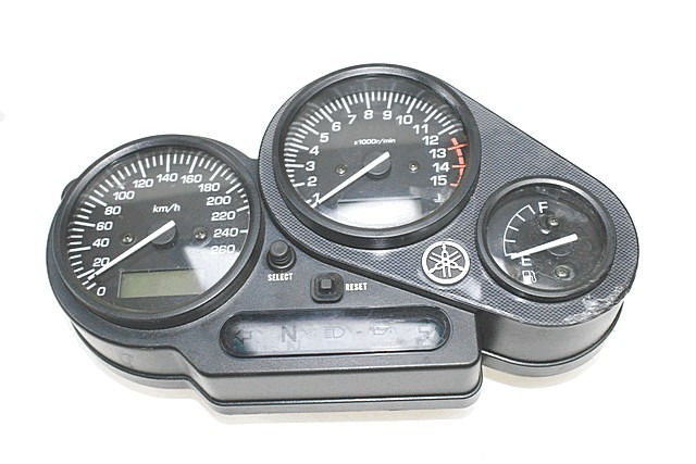 QUADRO STRUMENTAZIONE CONTACHILOMETRI YAMAHA FZS 600 FAZER 2002 - 2004 5RT835700000 DASHBOARD SPEEDOMETER CON GRAFFIO