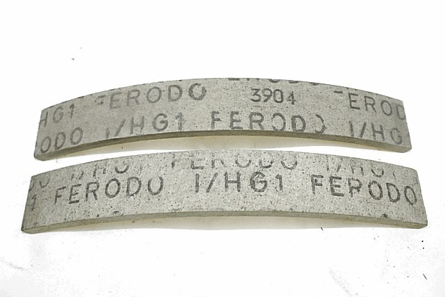 COPPIA FERODI FRENO A TAMBURO 3904 MOTO GUZZI V7 700 DAL 1963 BRAKE DRUM LINING RICAMBIO NUOVO