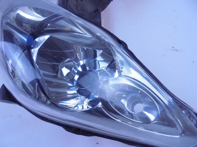 FARO ANTERIORE YAMAHA X-MAX 250 ( 2006 ) 1B9H43100000 HEADLIGTH PARABOLA ROVINATA