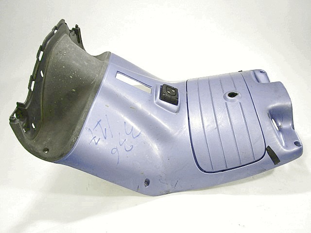 CARENA RETROSCUDO APRILIA GULIVER 50 AIR 1995 - 2001 AP8231678 LEG SHIELD FAIRING ATTACCHI DANNEGGIATI