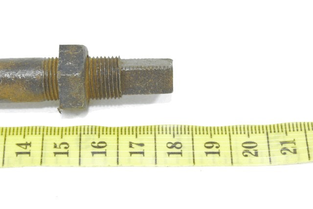 PERNO RUOTA CM 18.5 PER MOTO D'EPOCA WHEEL AXLE DA RESTAURARE 