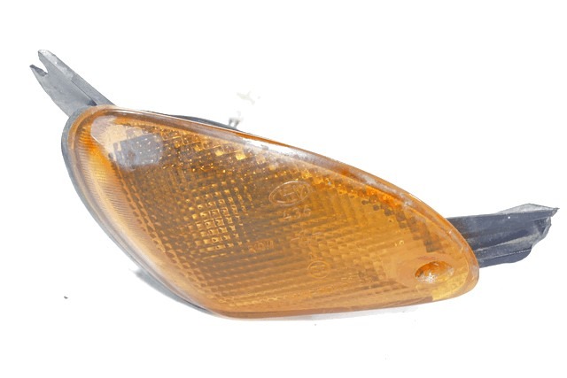 FRECCIA ANTERIORE DESTRA HONDA BALI 50 SJ 1992 - 2001 33400GAV700 FRONT RIGHT FLASHER LIGHT ATTACCHI DANNEGGIATI