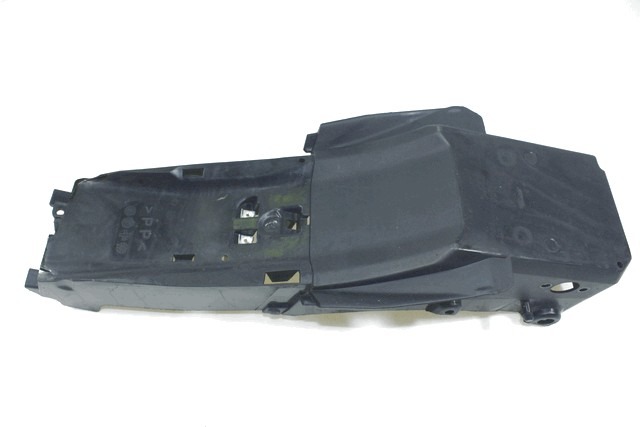 PARAFANGO POSTERIORE VANO BATTERIA YAMAHA MT-07 ABS RM17 17 - 18 1WS8212B0000 REAR FENDER BATTERY BOX