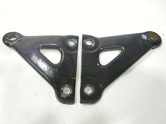 COPPIA STAFFE SUPPORTO MOTORE HONDA GOLD WING GL 1100 1980 - 1983 50351-463-000 50352-463-000 ENGINE BRACKET