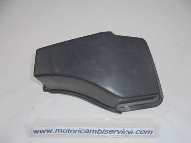 SCATOLA DI COPERTURA INTERNA SUZUKI BURGMAN AN 650 (2003) 92112-10G00-000 COVER BOX INNER