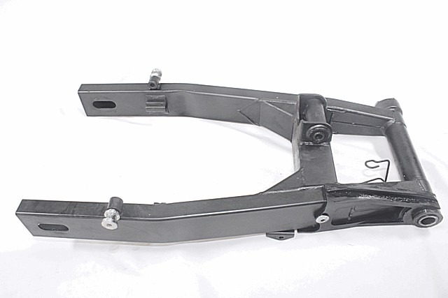 FORCELLONE POSTERIORE KAWASAKI Z 750 2007 - 2015 33001010318R REAR SWINGARM CON LEGGERI SEGNI DI USURA  