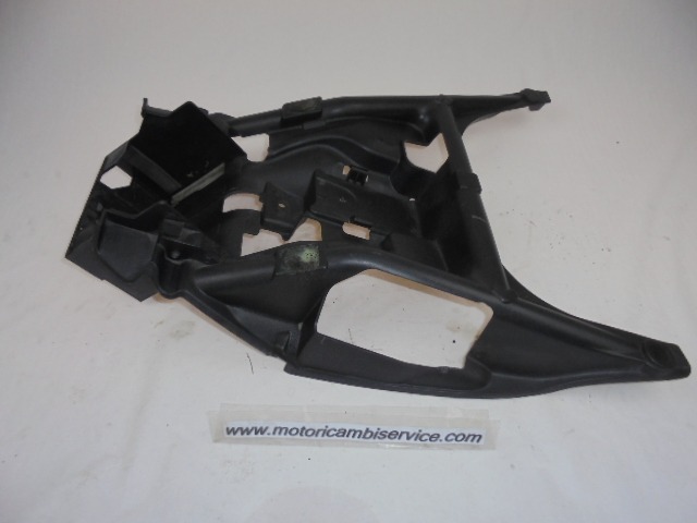 RIVESTIMENTO ANTERIORE SUZUKI BURGMAN AN 650 (2003) 92212-10G00-Y0J FRONT CONER BOX