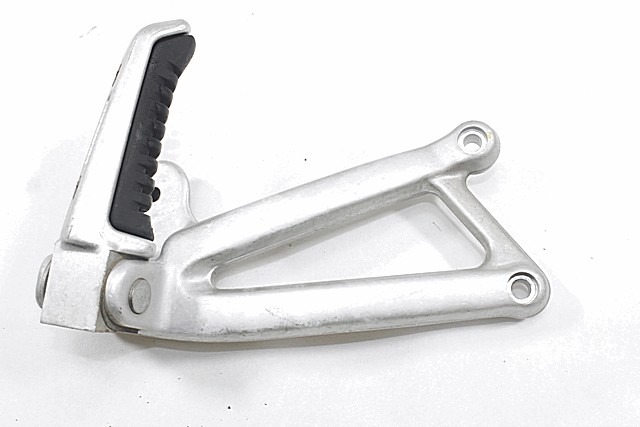 PEDANA POSTERIORE DESTRA DUCATI ST2 1997 - 2002 82410421C 037069865 REAR RIGHT FOOTREST CON SEGNI DI USURA