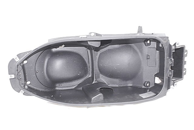 VANO SOTTOSELLA PIAGGIO BEVERLY TOURER 300 2009 - 2011 621729 HELMET COMPARTMENT 