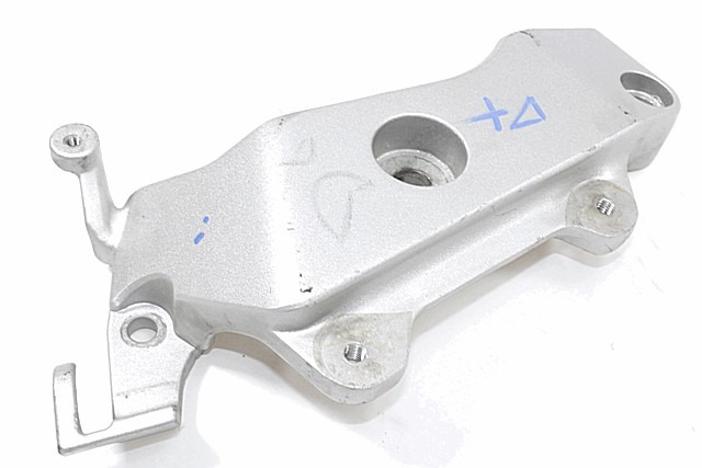 STAFFA DESTRA SUPPORTO MOTORE HONDA CB600F HORNET 2005 - 2006 50600MBZK00ZA RIGHT ENGINE BRACKET CON LEGGERI GRAFFI 