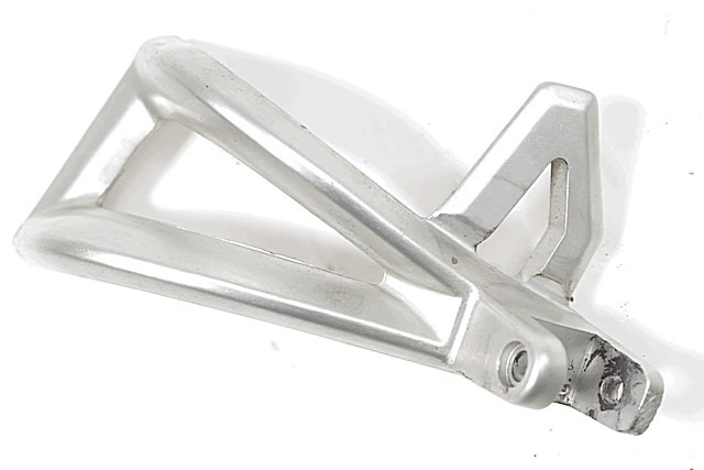 SUPPORTO PEDANA POSTERIORE SINISTRA TRIUMPH TIGER 1050 2006 - 2012 T2081825 REAR LEFT FOOTREST BRACKET