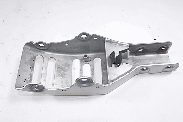 SUPPORTO MOTORE BMW F 650 CS K14 2000 - 2005 46517670329 ENGINE BRACKET LEGGERI SEGNI DI USURA