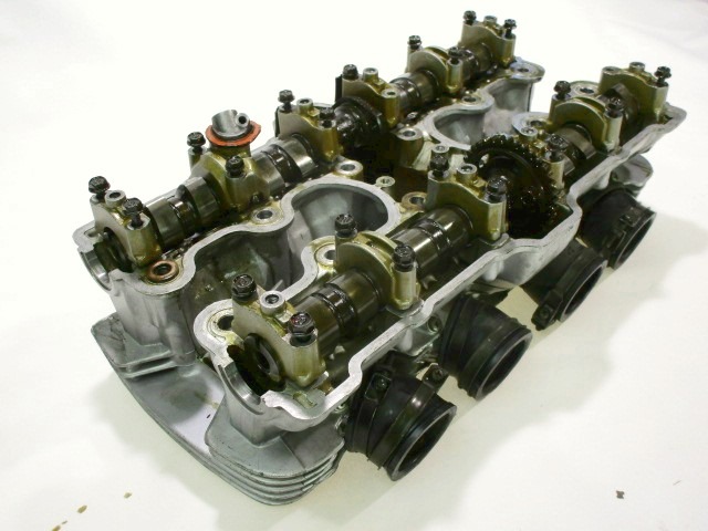 TESTATA MOTORE HONDA CB 750 F RC04 1980 - 1984 12010-MA5-770 CYLINDER HEAD ALETTE RAFFREDDAMENTO VITE FISSAGGIO COLLETTORE SCARICO DANNEGGIATI