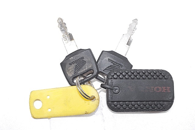 KIT CHIAVI ACCENSIONE HONDA CBR 600 F 1995 - 1996 35010MAL600 KEYS LOCKS KIT BLOCCHETTO CON MODIFICA PRESA USB