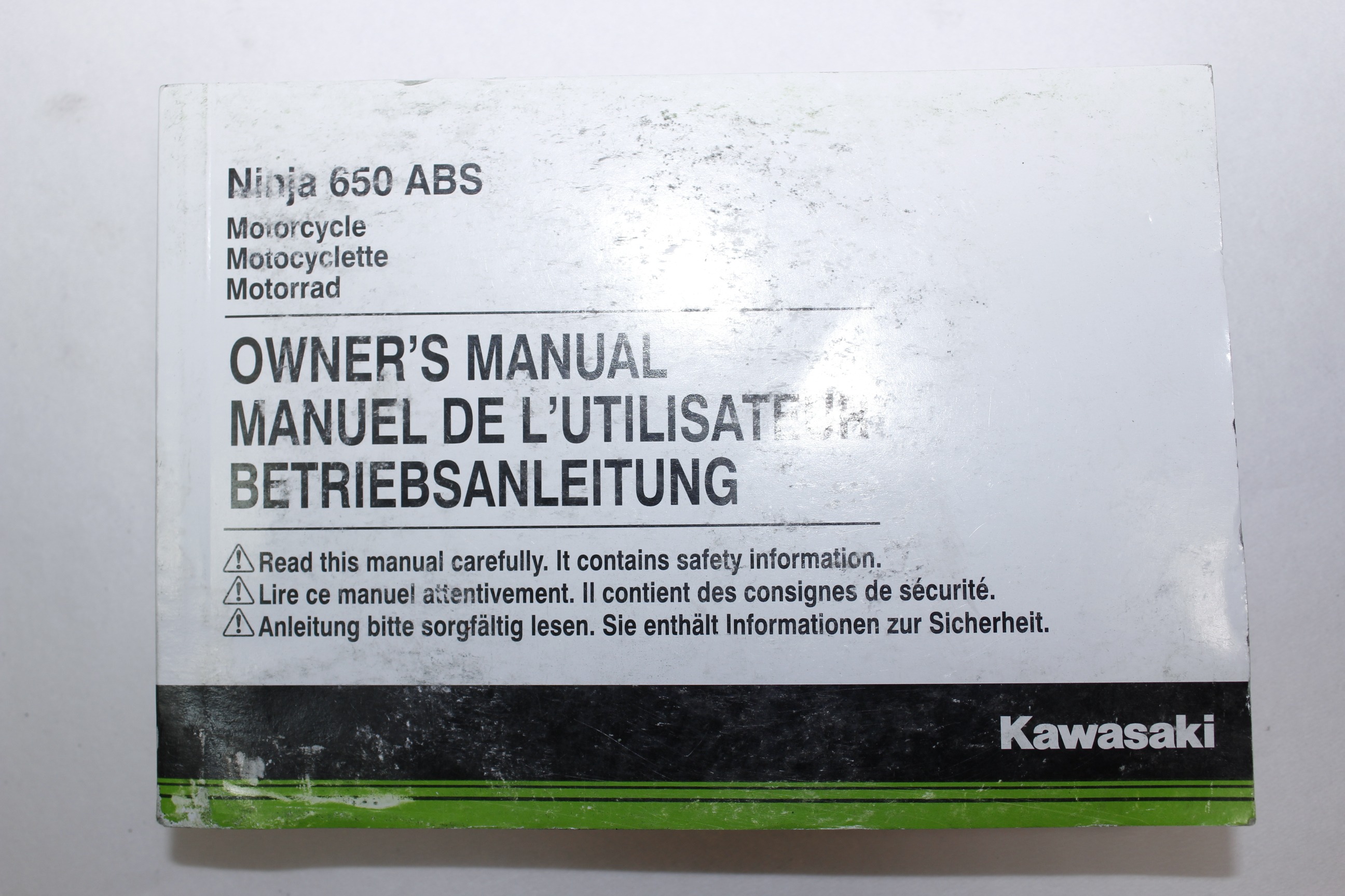 OWNER'S MANUAL MANUEL DE L'UTILISATEUR BETRIEBSANLEITUNG KAWASAKI NINJA 650 ABS 2017 - 2019 999760021